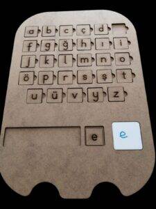 Büyük-Küçük Harf Tablası - 1