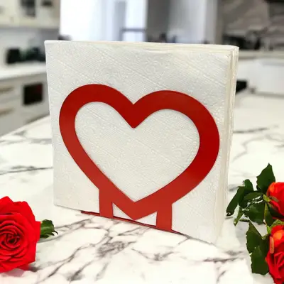 Kalp Temalı Kırmızı Metal Peçetelik - 4